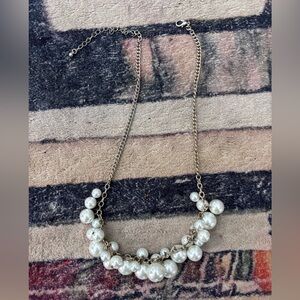 Elegant Silver plated faux Pearl Necklace